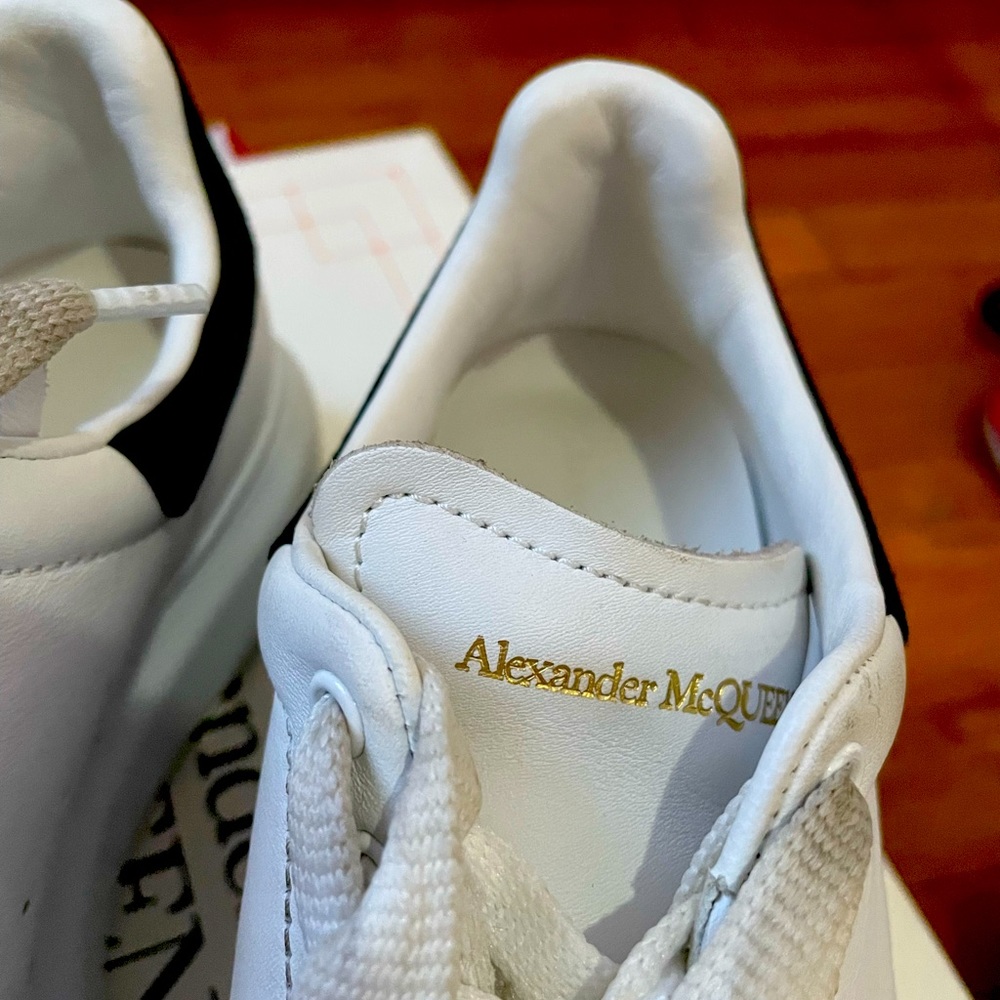 Alexander Mcqueens
